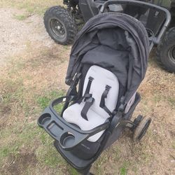 Chicco Bravo LE Quick Fold Stroller 
