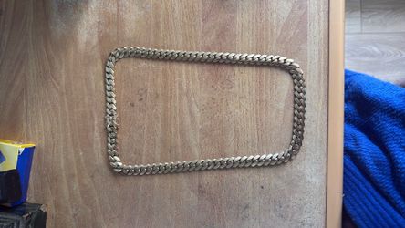 Gold Cuban Link Chain Necklace