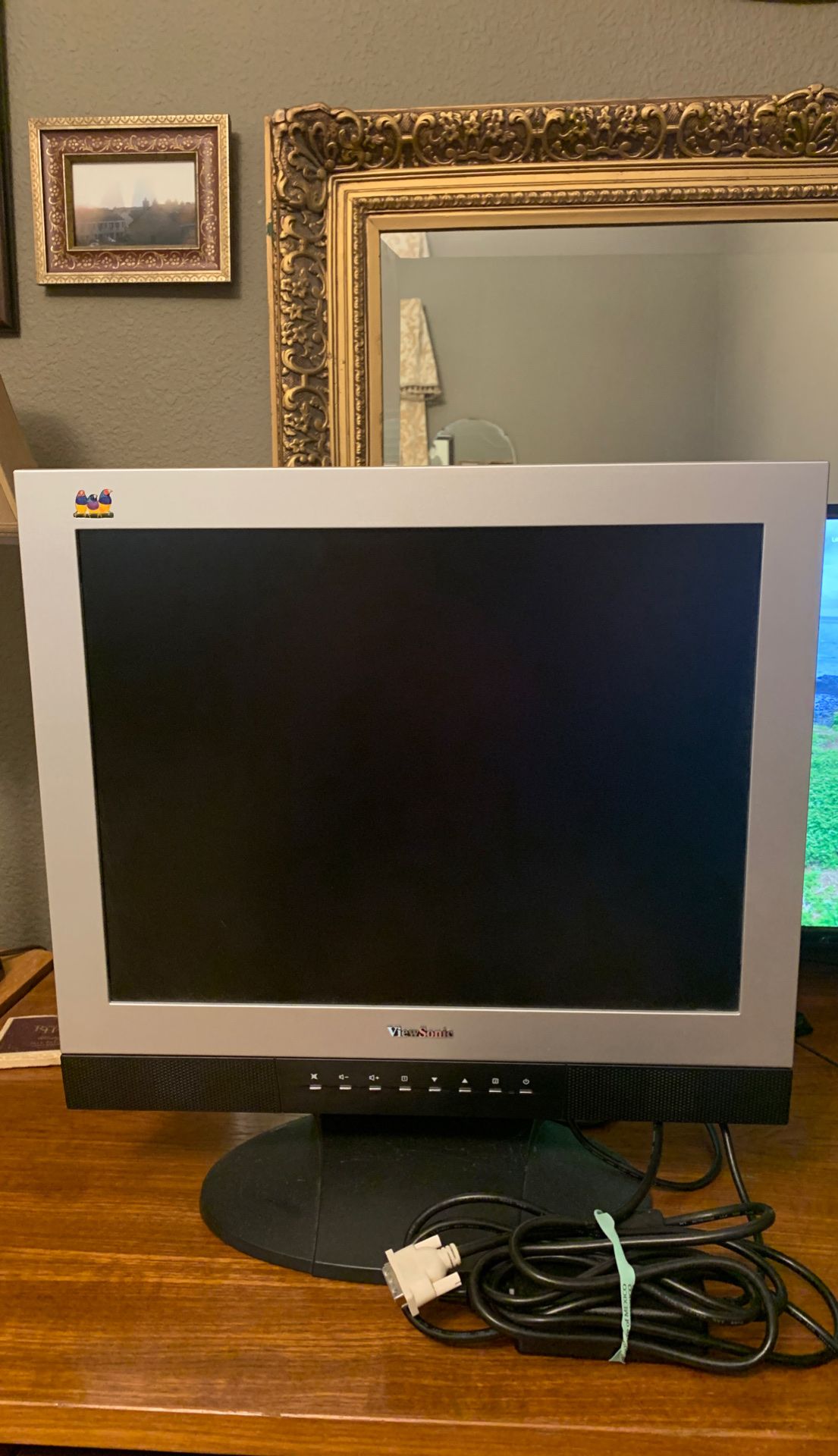 Computer Monitor 20”