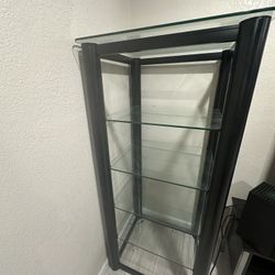 Glass Display Towers 