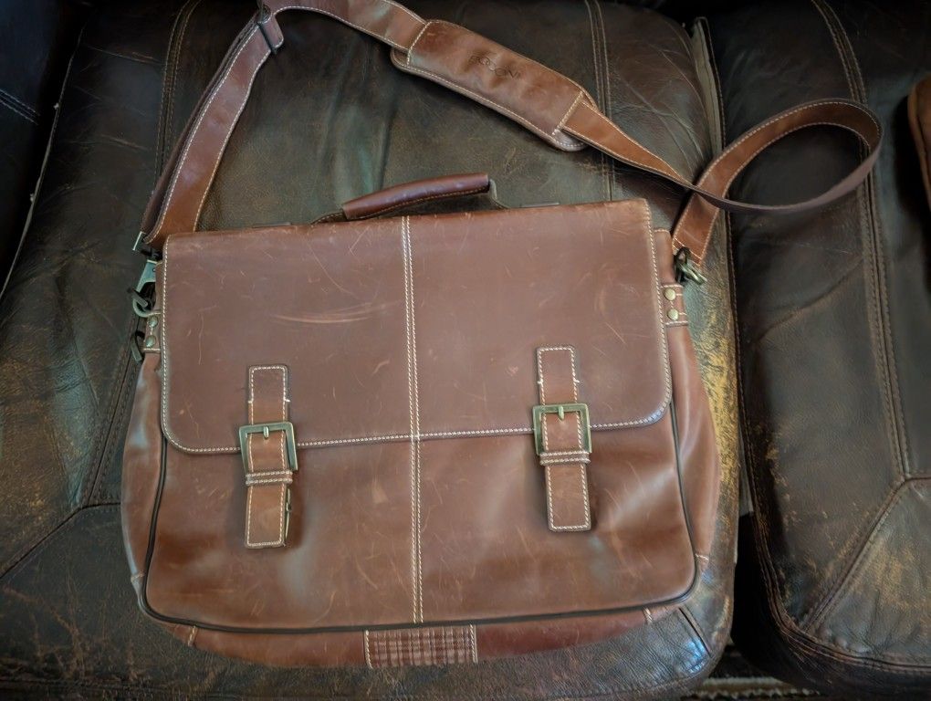 Bocconi Genuine Leather Messenger Bag