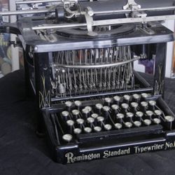 Vintage Remington 6 190X Typewriter