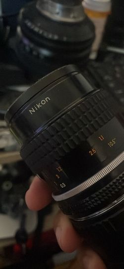 Nikon micro nikkor 50mm 2.8 macro