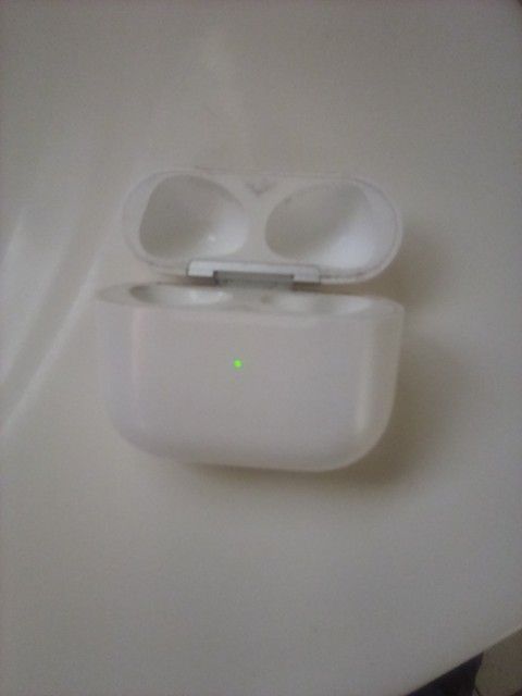 Apple AirPod Charging Case Bluetooth Wireless