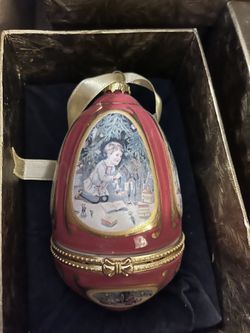 Valerie Parr Ornaments