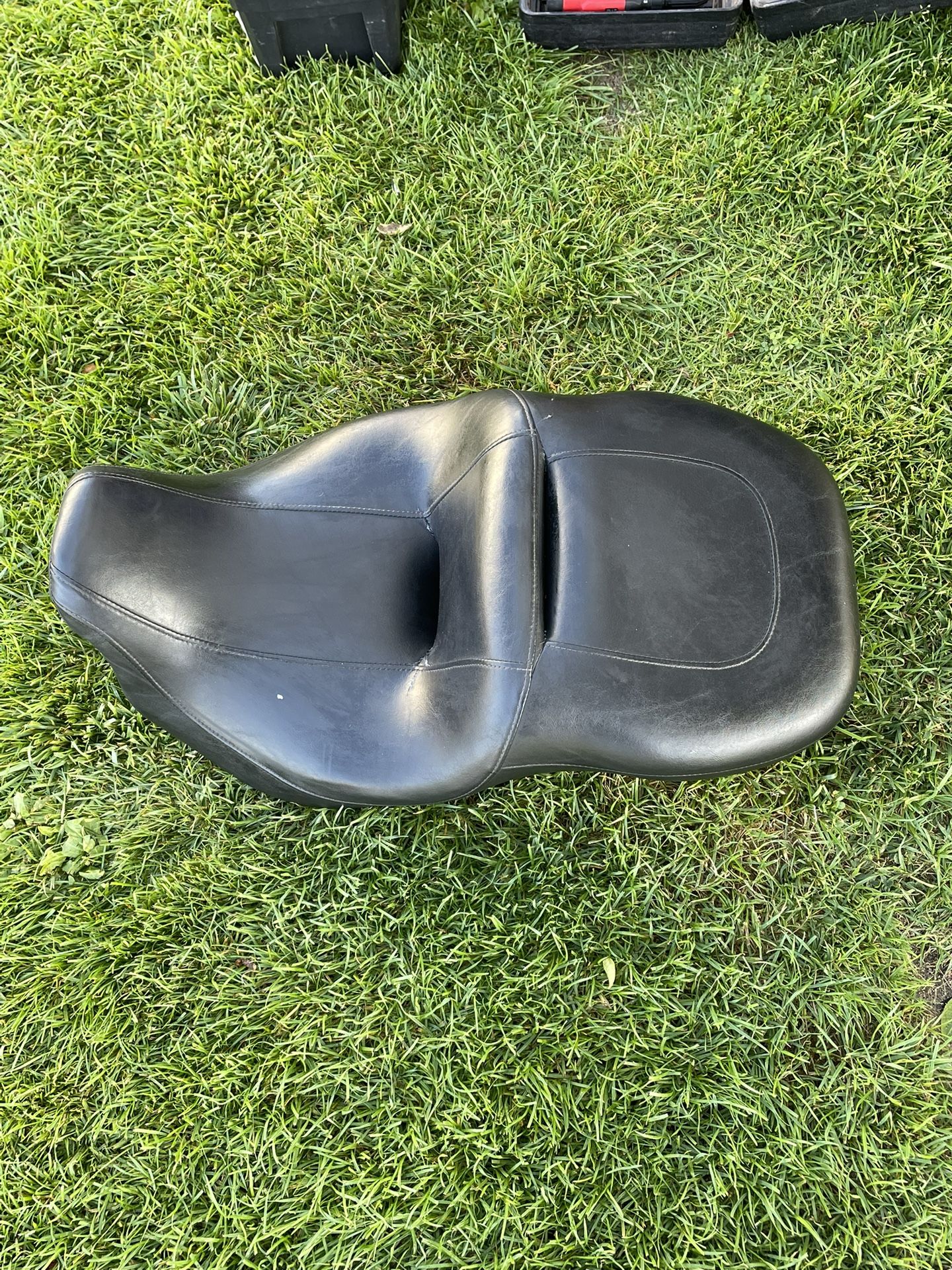Harley Davidson Street Glide Seat