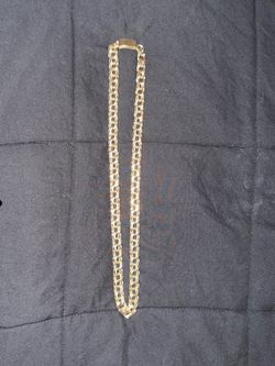 Gold chino link