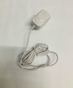 Artic Air Ultra Power Switching Adapter 100-240V