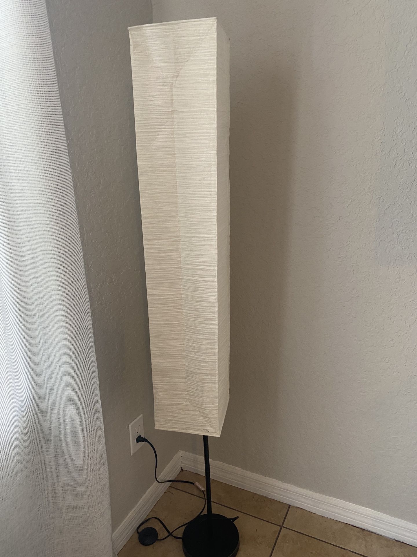 Paper White Floor Lamp 