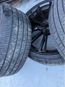22in, lug pattern 5x114.3