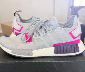 Women’s Adidas Shoes 8.5