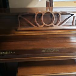 Piano Upright Chickering & Sons