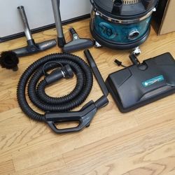 New Cond FILTE QUEEN VACUUM. , AMAZING POWER SUCES  , WORKS EXCELLENT  , 