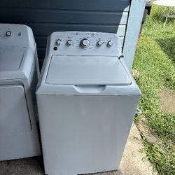 Washer And Dryer  Electric 