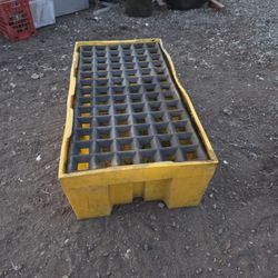 They're for changing diesels, because it holds a lot of oil more like an oil bag