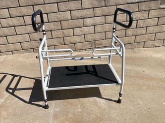Bedside step - Adjustable height.