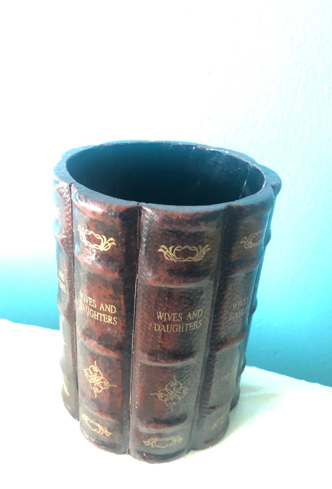 Harry Potter like flower vase old book inspired,collectible
