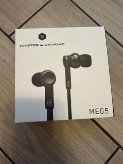 Head phones master and dynamic ME05
