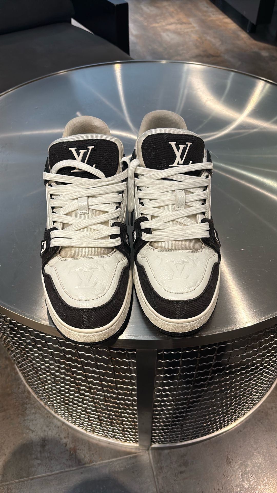 Louis Vuitton Trainer Sneaker