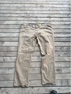 Men’s Khaki Lee pants
