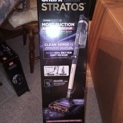 Shark Stratos Cordless Vacuum BRAND NEW & Everstart Platinum Batterys