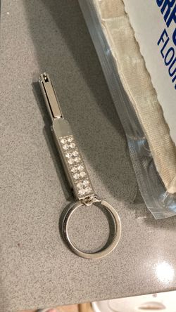 Purse hook for table with key ring