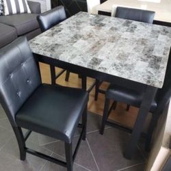 By Ashley Black Modern Height Dining Table And Bar Stools👌 Dining Room Set / Kitchen 👌 Fastest Delivery 🚚  Brand New 
