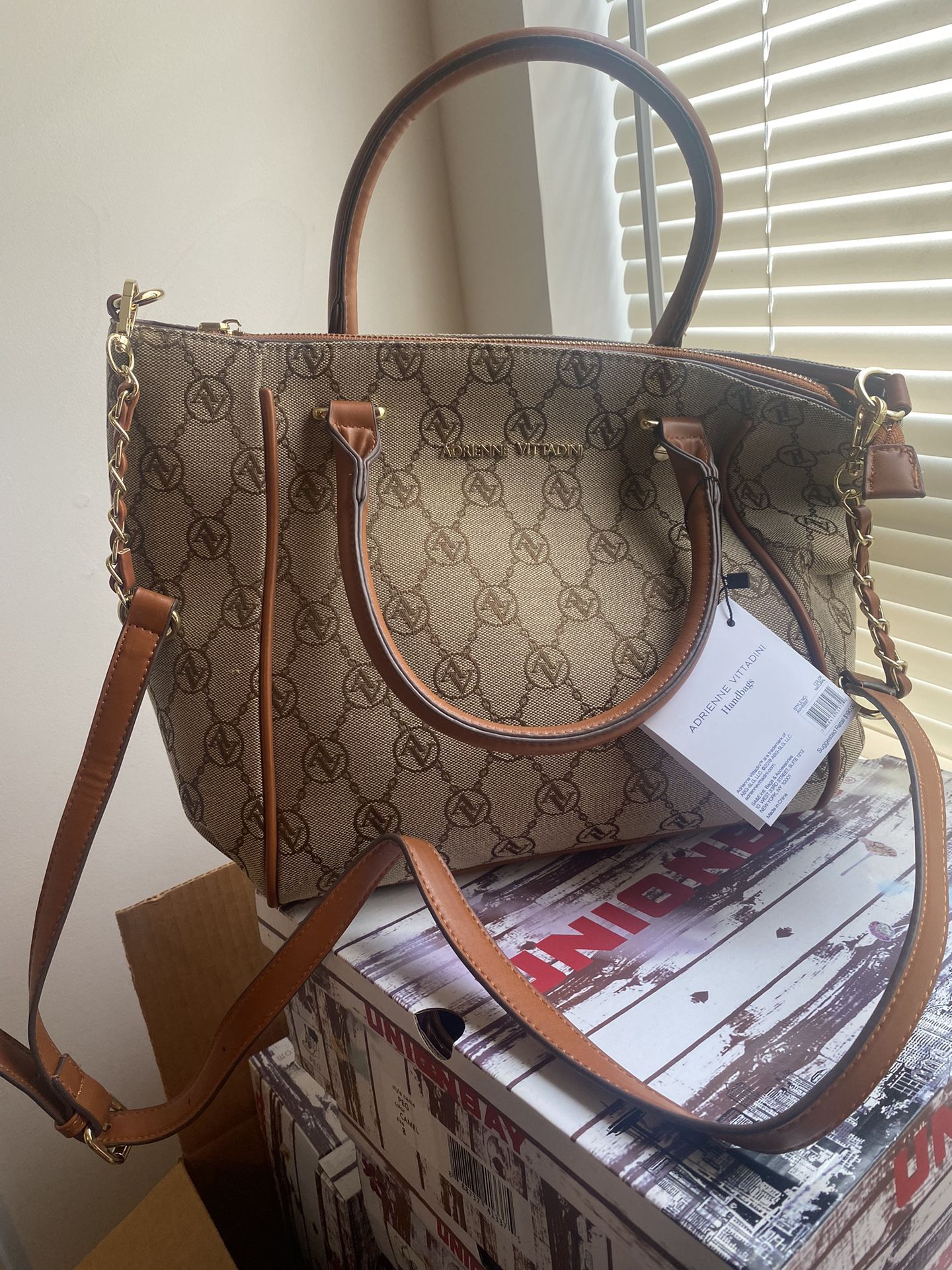 New Adrienne Vittadini Handbag