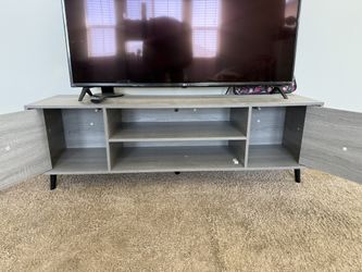 55” Smart LG Tv And Stand