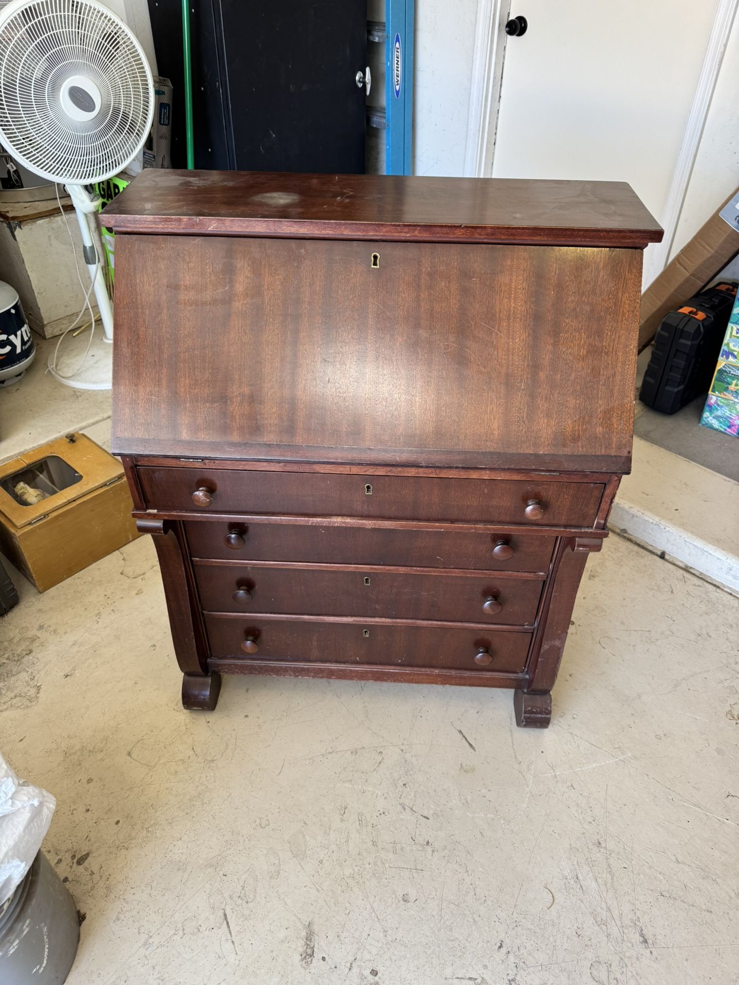 Heavy Secretary Desk