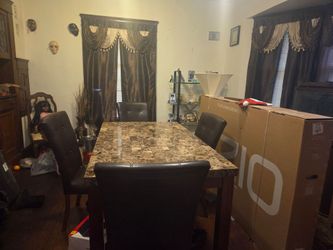 Dinning room set 5 piece