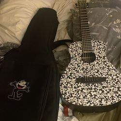 Martin Acoustic Guitar Felix The cat limited edition