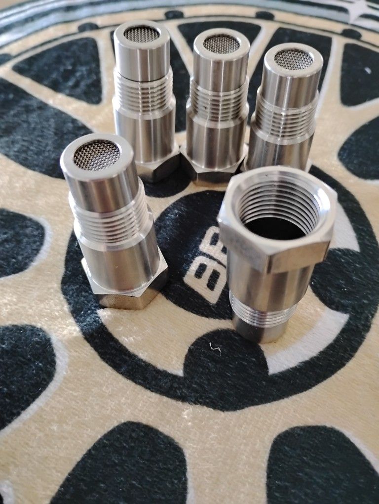 O2 Sensor Defouler Smog Cel Eliminator Oxygen Adapter Spacer