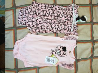 Brand new Baby Starters onesies $10