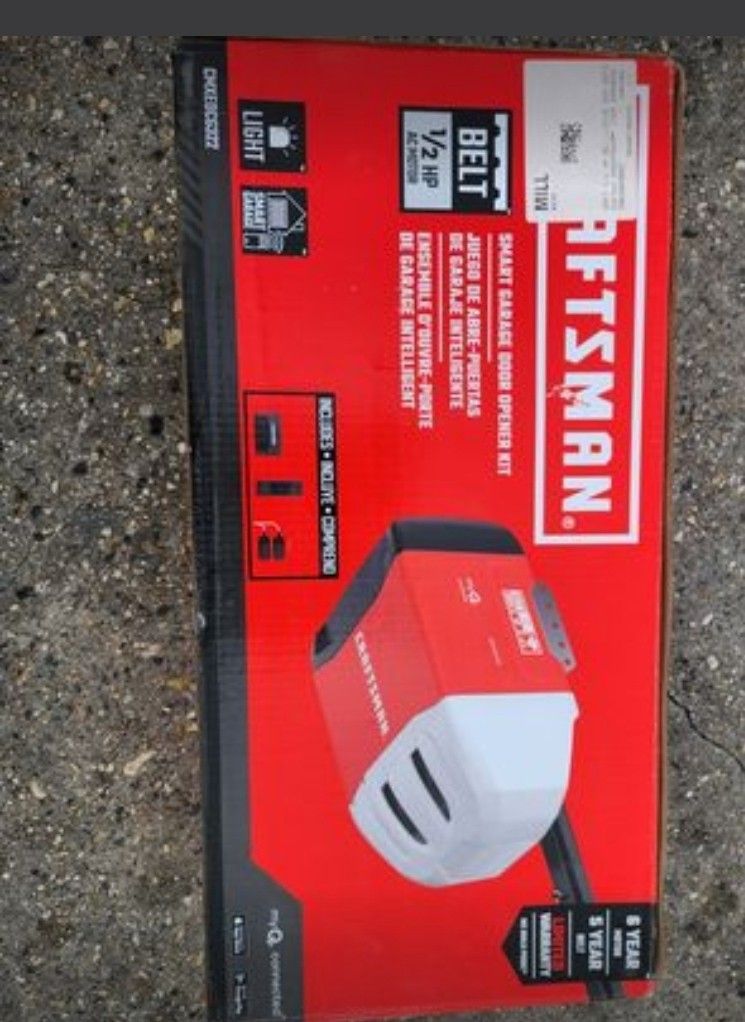 CRAFTSMAN 1/2-HP myQ Smart Belt Drive Garage Door Opener