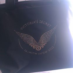 Victoria's Secret black fashion show 2025 bag