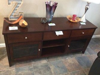 Wood Tv Stand Need Gone Best offer