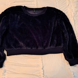 Girls Pullover Top Shirt Size XL Wild Fable Blue 😍❤️