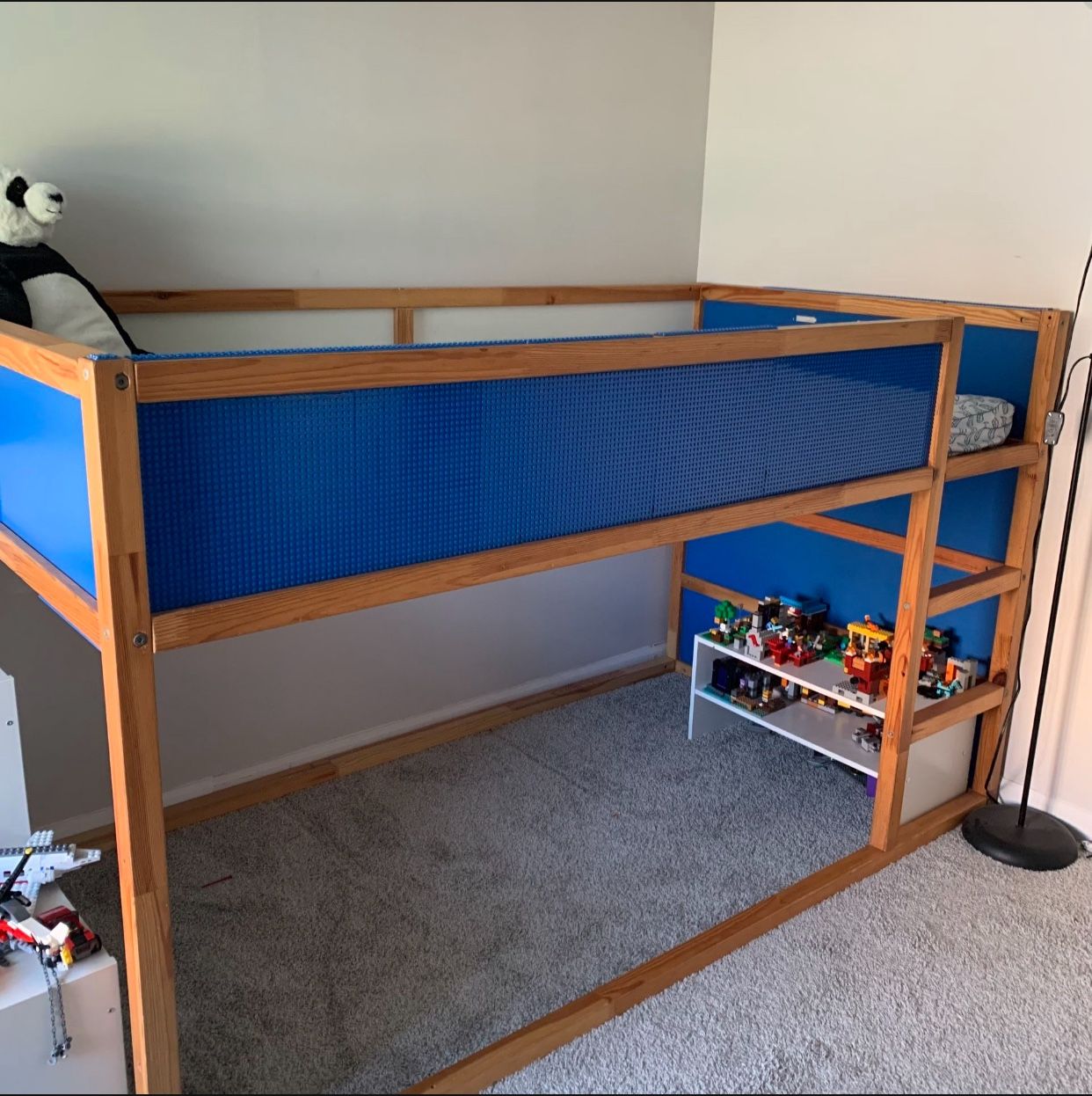 Bunk bed