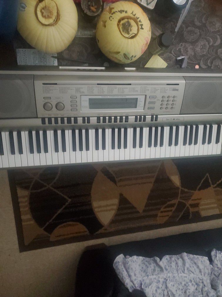 Casio Wk200 Keyboard