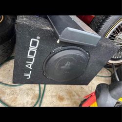 JL Audio CS112LG-TW3 Sealed PowerWedge™ enclosure with one 12" TW3 subwoofer With Amp And Pioneer Navigation Appleplay System Paid Over $1800 for Comp