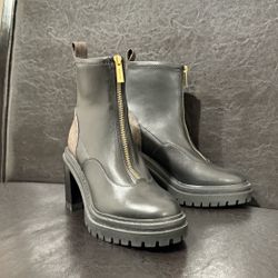 Michael Kors Bootie