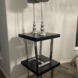 Night Stand And Lamps 
