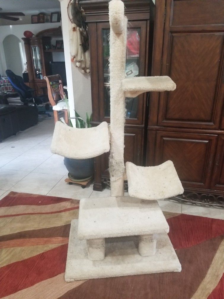 Cat Tower/ Cat Tree