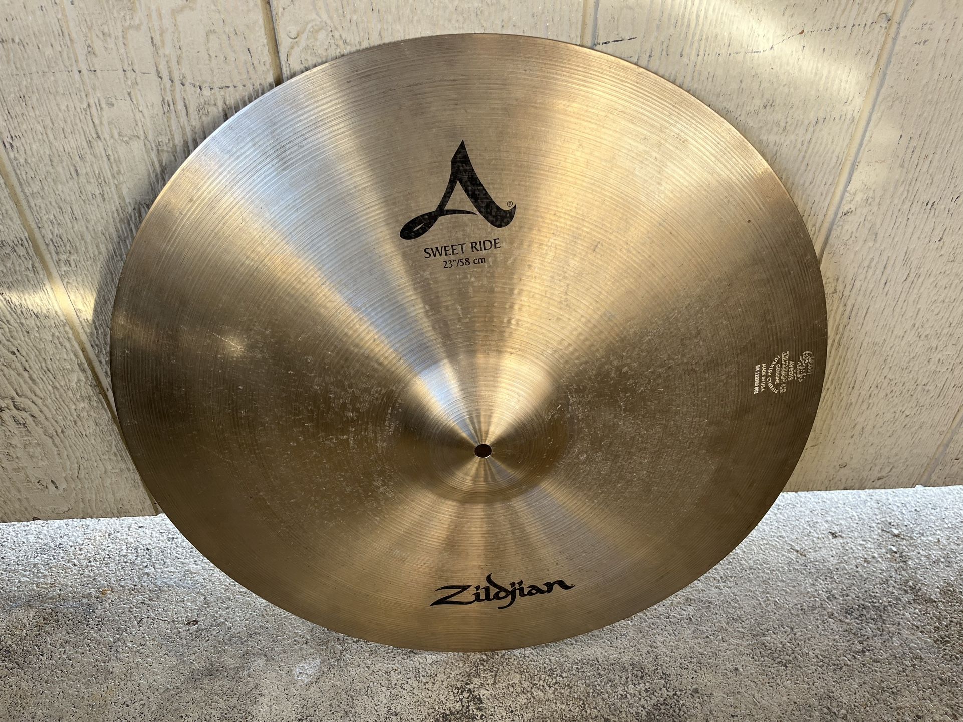 Zildjian A Avedis 23” Sweet Ride Cymbal, Beautiful! Drum