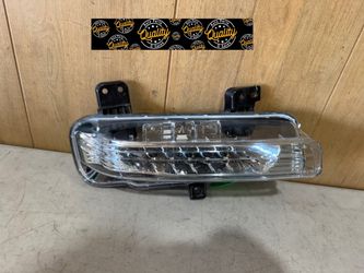 2020 2021 2022 2023 2024 Ford Explorer Passenger Side Right Side Fog Light