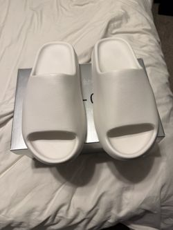 YZY YS-01 White Foam Slide Sandals Size 10