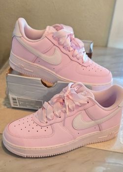 Nike Air Force 1 Pink Low-Top Sneakers