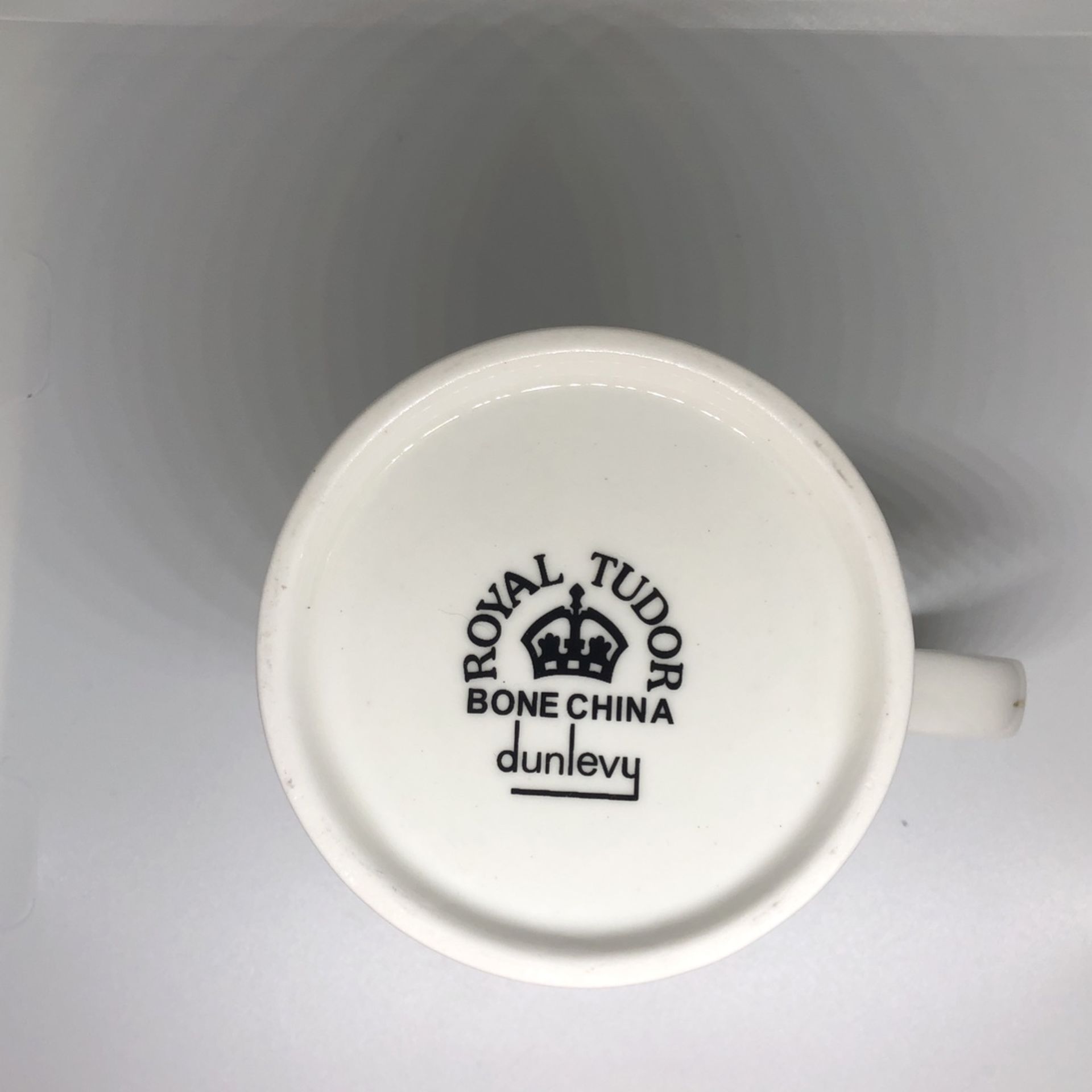 Royal Tudor Bone China Mugs (6) Home & Garden