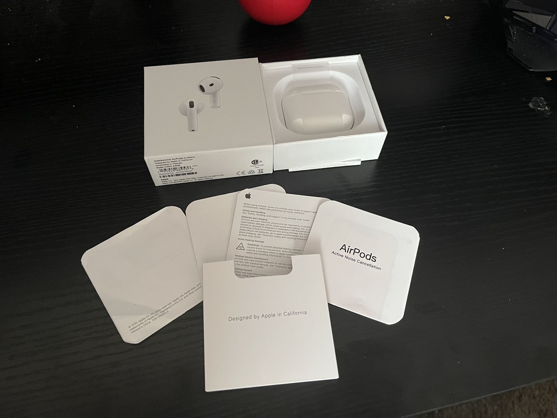 Apple Airpods 4 (ANC)